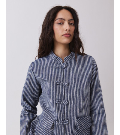 CHAQUETA ORIENTAL DE RAYAS CON CUELLO MAO | MULAYA