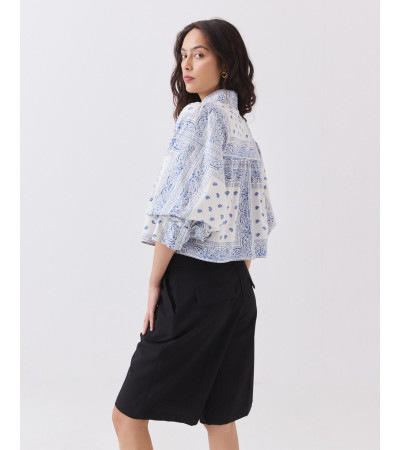 CAMISA CROP ESTAMPADA CON MANGAS GLOBO | MULAYA