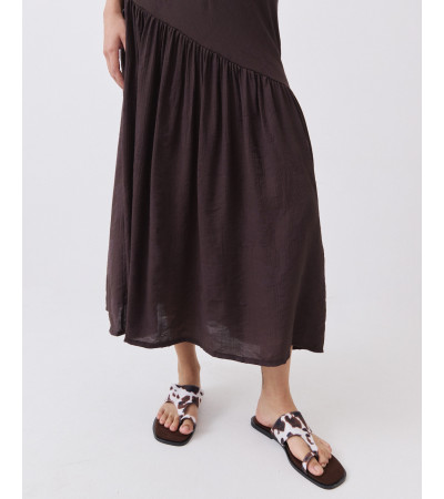 Falda Midi Asimétrica con Caída Fluida | MULAYA