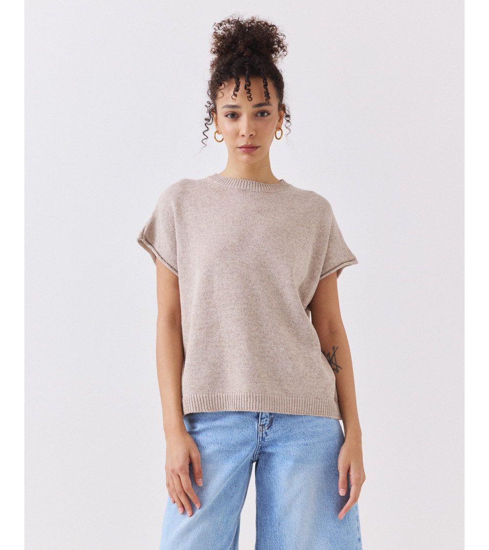 CHALECO DE PUNTO CON CUELLO REDONDO Y RIB | MULAYA