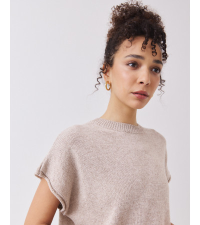 CHALECO DE PUNTO CON CUELLO REDONDO Y RIB | MULAYA