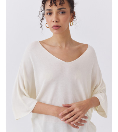 JERSEY DE PUNTO CON MANGA MURCIÉLAGO Y CUELLO EN V | MULAYA