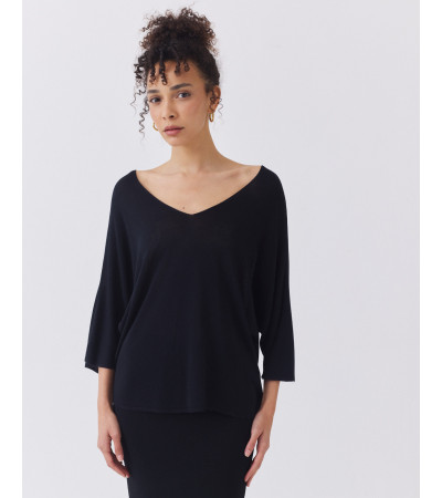 JERSEY DE PUNTO CON MANGA MURCIÉLAGO Y CUELLO EN V | MULAYA