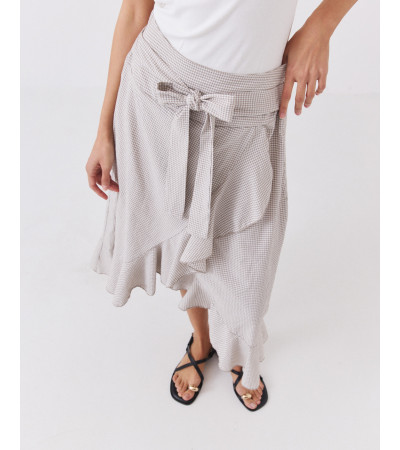 Falda de Cuadros con Volantes y Estilo Cruzado | MULAYA