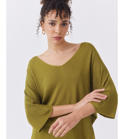 JERSEY DE PUNTO CON MANGA MURCIÉLAGO Y CUELLO EN V | MULAYA