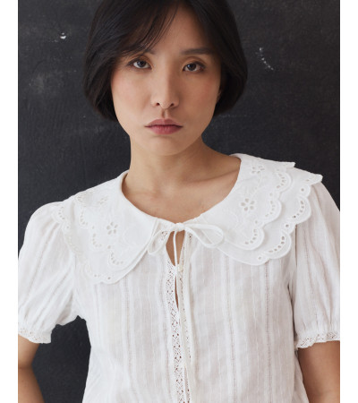 CAMISA DE ALGODÓN CON CUELLO DE ENCAJE | MULAYA