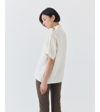 BLUSA CUELLO HALTER CON BOTONES LATERALES | MULAYA