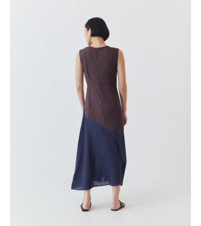 VESTIDO LARGO CON CUELLO V Y BLOQUE A CONTRASTE | MULAYA