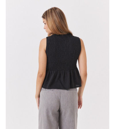 TOP NIDO DE ABEJA CON CUELLO VOLANTES Y CORTE PEPLUM | MULAYA