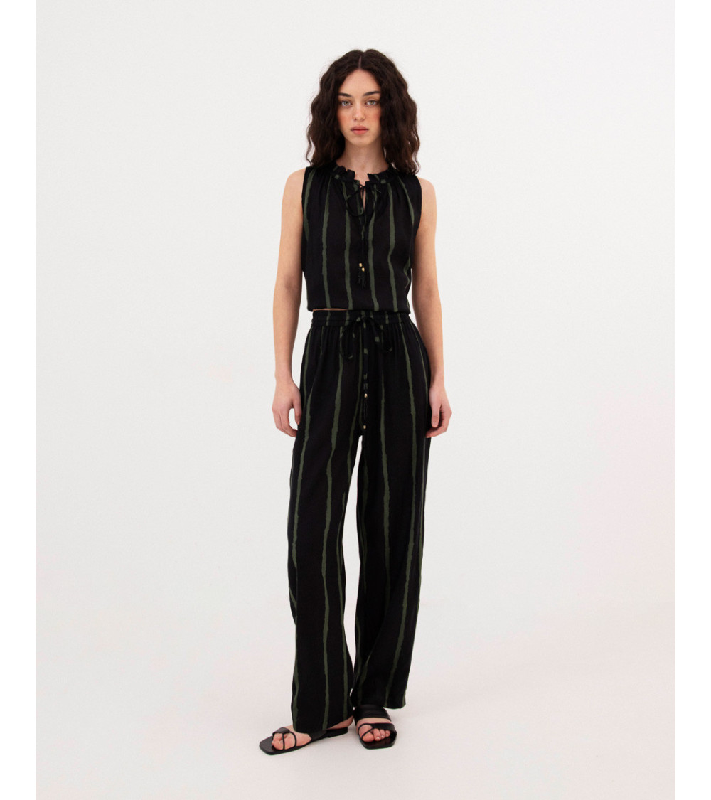 PANTALÓN ANCHO ESTAMPADO RAYAS CON BORLAS | MULAYA