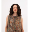 BLUSA ESTAMPADA VOLANTES
