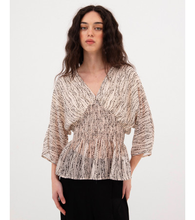 BLUSA ESTAMPADA CON FRUNCES Y VOLANTE | MULAYA