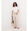PANTALÓN WIDE LEG CON BOLSILLOS DE PARCHE | MULAYA