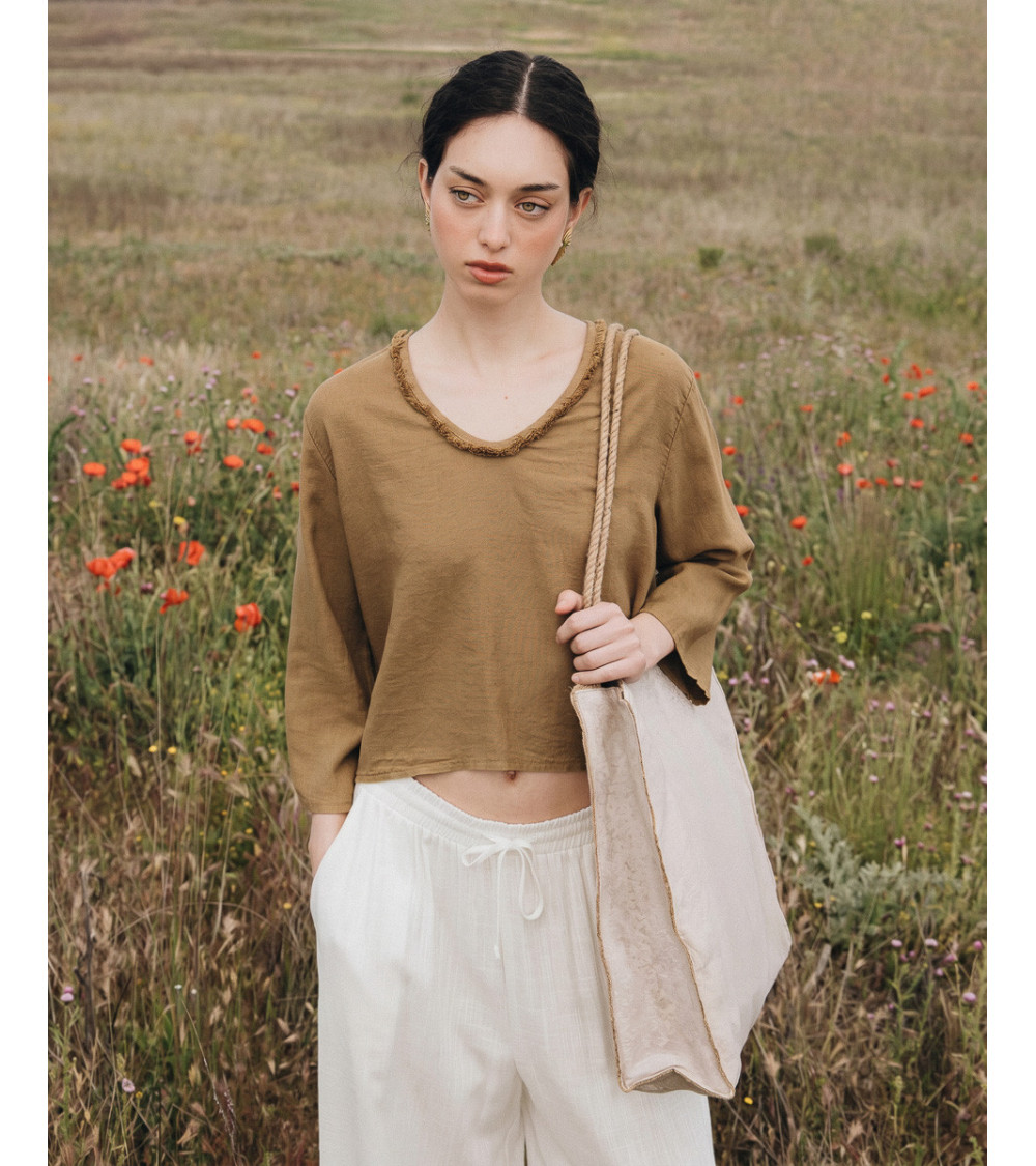 BLUSA MANGA LARGA CON FLECOS EN CUELLO | MULAYA