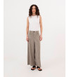 PANTALÓN CON BOLSILLOS PARCHE Y LINO | MULAYA