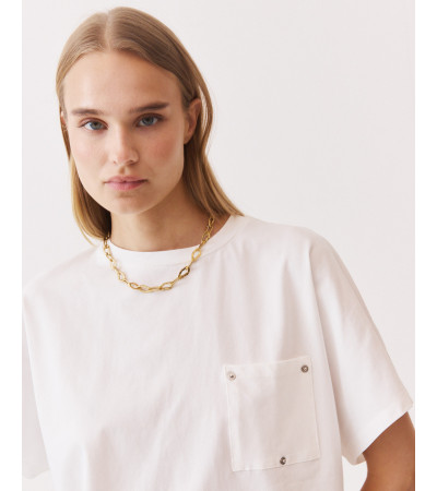 CAMISETA BOXY APLIQUES METÁLICOS | MULAYA
