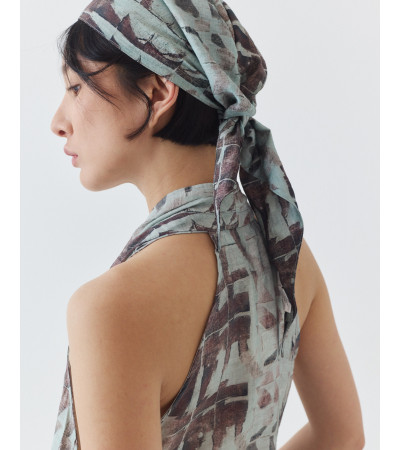 PAÑUELO TRIANGULAR ESTAMPADO MULTIPOSICIÓN | MULAYA