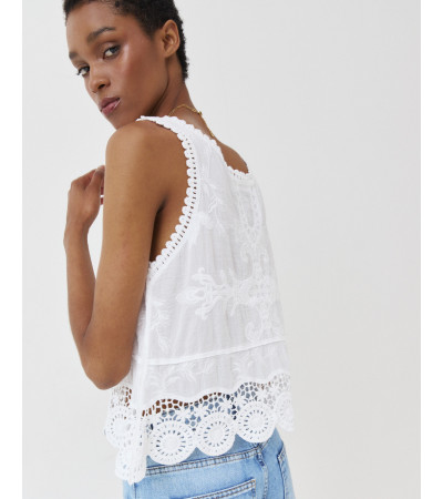 TOP CUELLO REDONDO ENCAJE BORDADO ALGODÓN | MULAYA