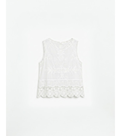 TOP CUELLO REDONDO ENCAJE BORDADO ALGODÓN | MULAYA