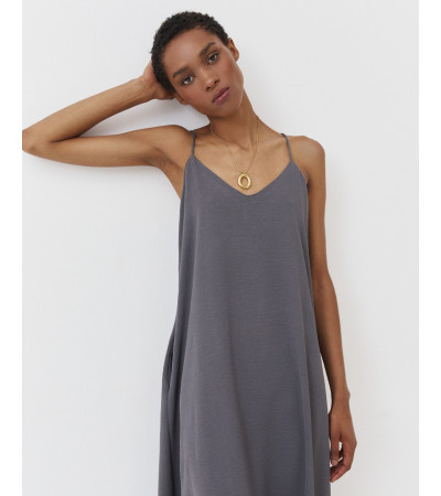 VESTIDO LARGO BÁSICO TIRANTES BOLSILLOS | MULAYA
