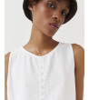 TOP CUELLO REDONDO BOTONES ABERTURA FRONTAL | MULAYA