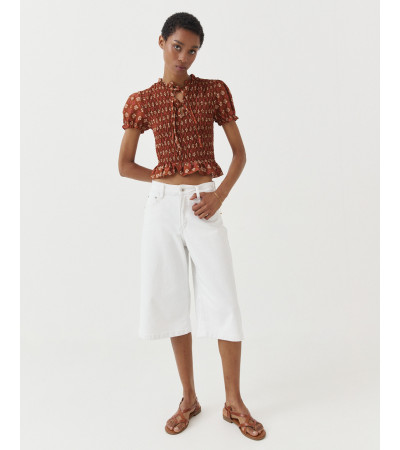 BLUSA ESTAMPADO NIDO ABEJA MANGA GLOBO VOLANTE | MULAYA