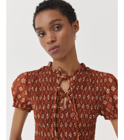 BLUSA ESTAMPADO NIDO ABEJA MANGA GLOBO VOLANTE | MULAYA
