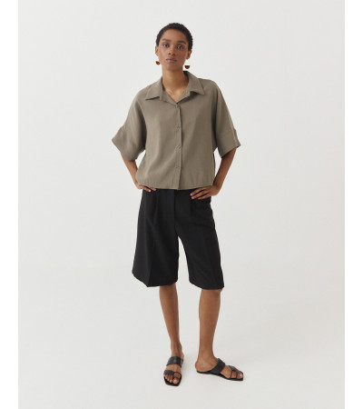 CAMISA CROP SOLAPA MANGA FRANCESA BOTONES | MULAYA