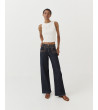 JEANS WIDE LEG BORDADOS CON EYELETS | MULAYA