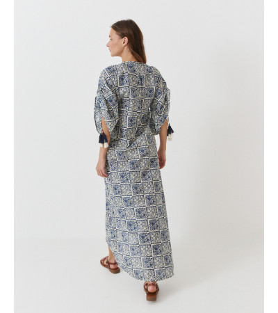 VESTIDO LARGO FLORAL ESCOTE V MANGA KIMONO BORLAS | MULAYA
