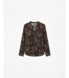 BLUSA ESTAMPADA CUELLO REDONDO ESCOTE V BOTONES | MULAYA
