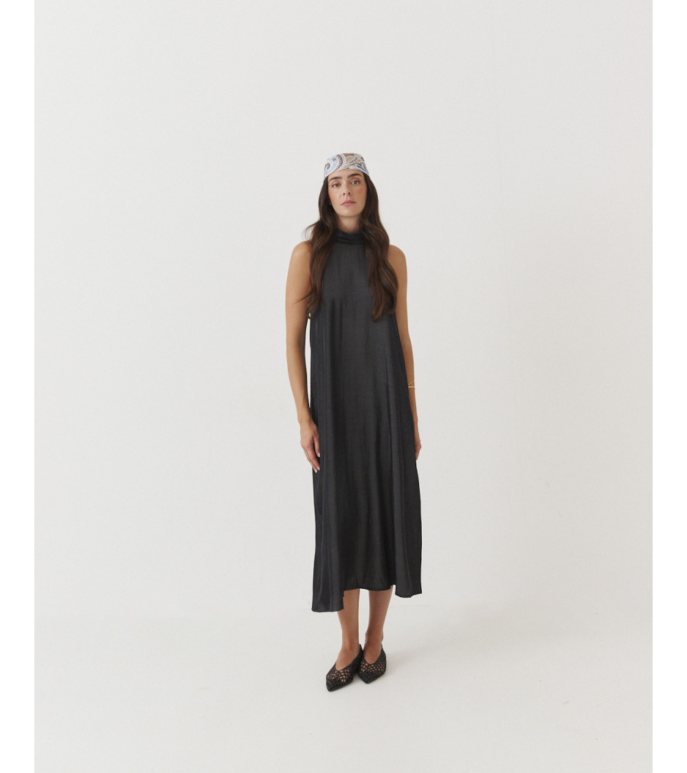 Vestido Halter Largo con Espalda Abierta para Mujer | MULAYA