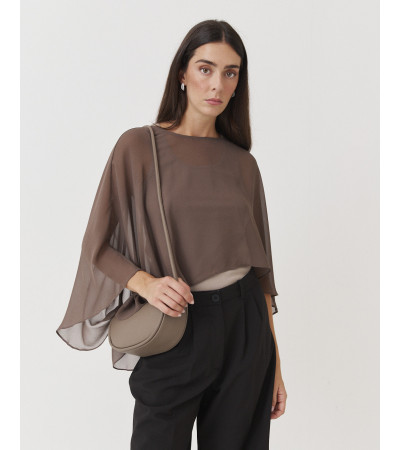 Capa Fluida con Transparencias y Cuello Redondo para Mujer | MULAYA