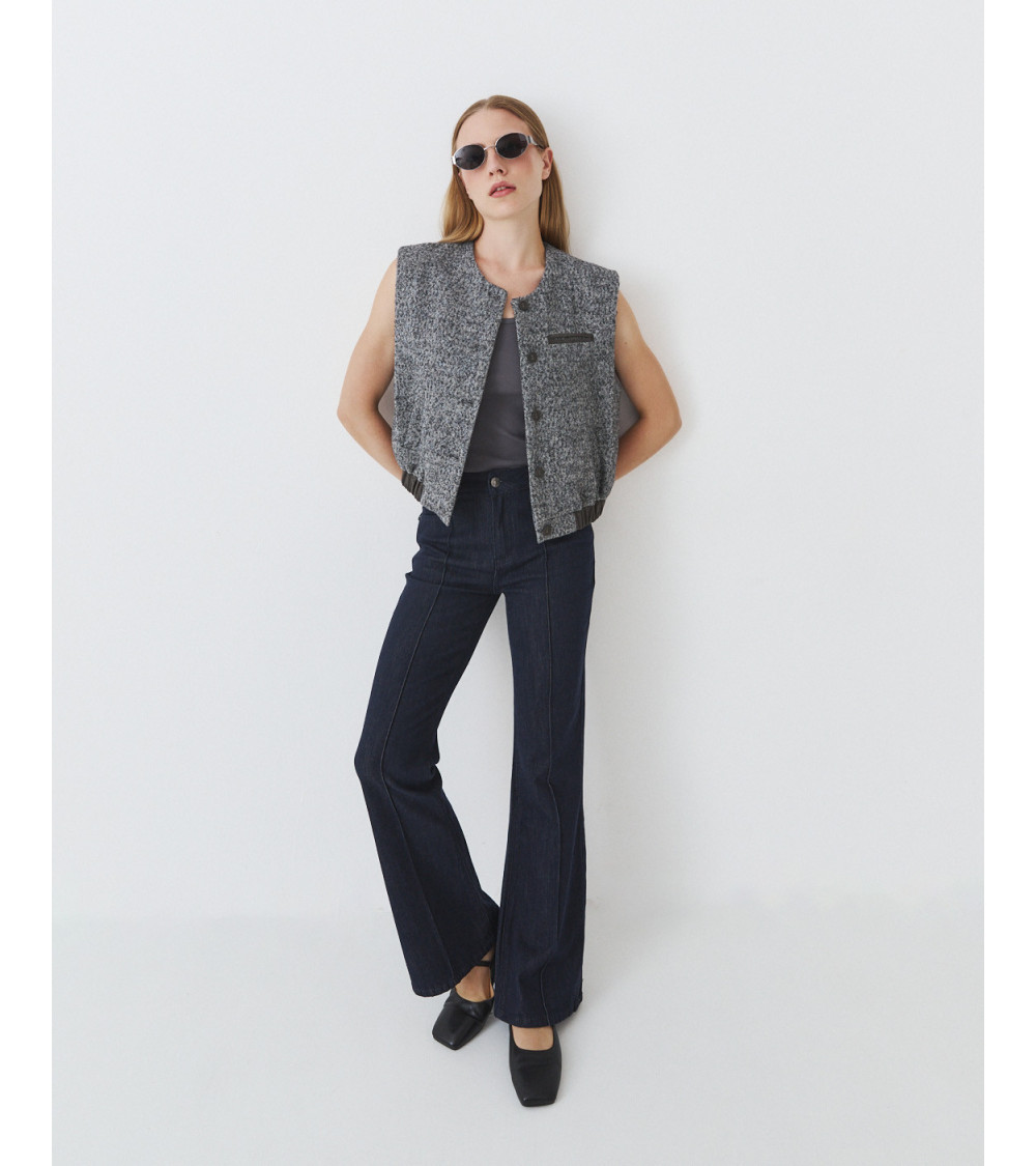 JEANS FLARE COSTURA