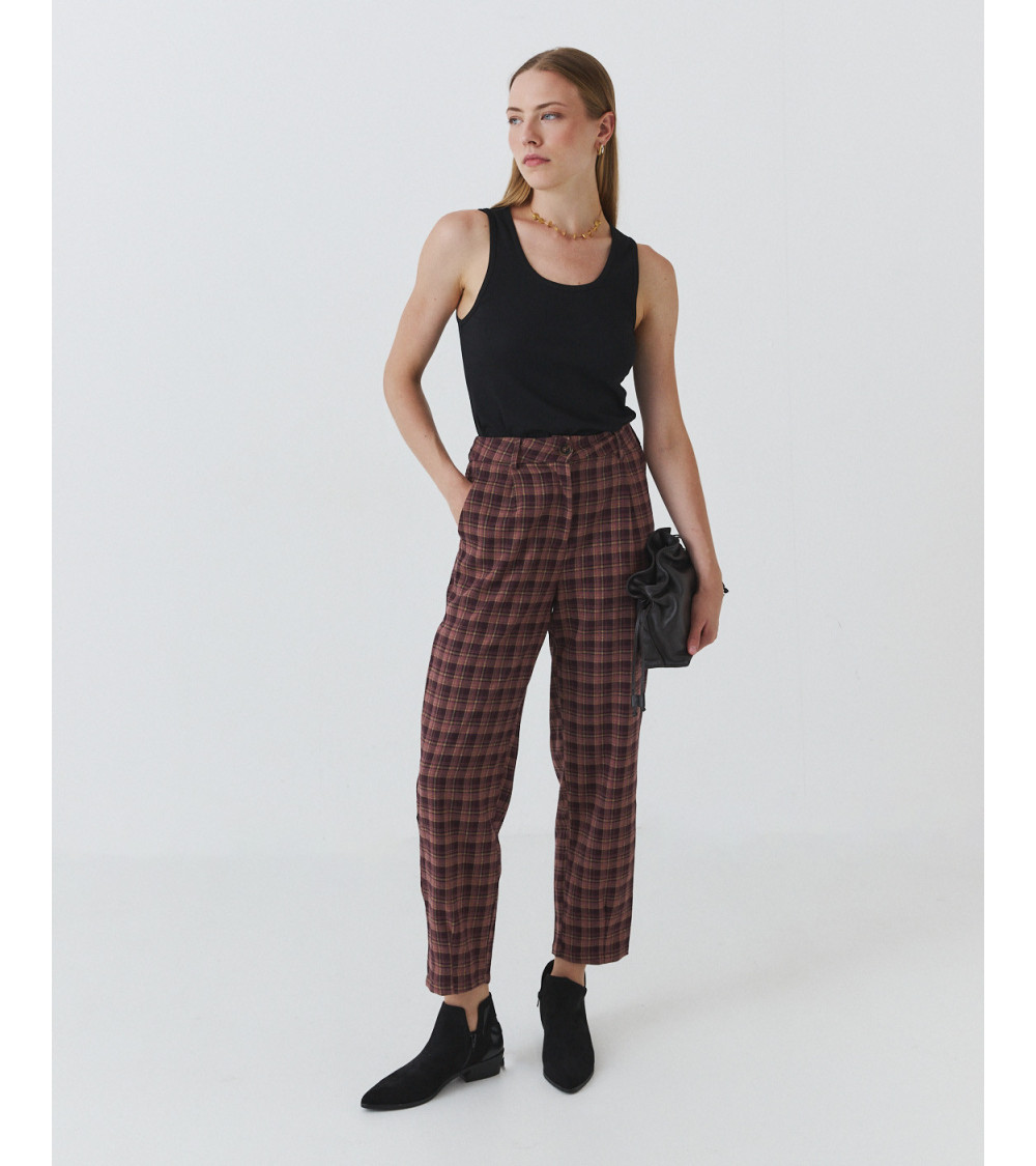 PANTALÓN BARREL FLUIDO CUADROS