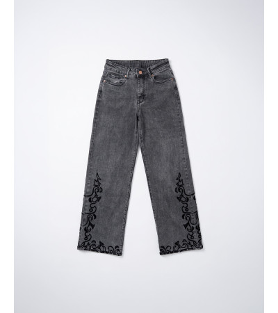 JEANS STRAIGHT BORDADOS | MULAYA