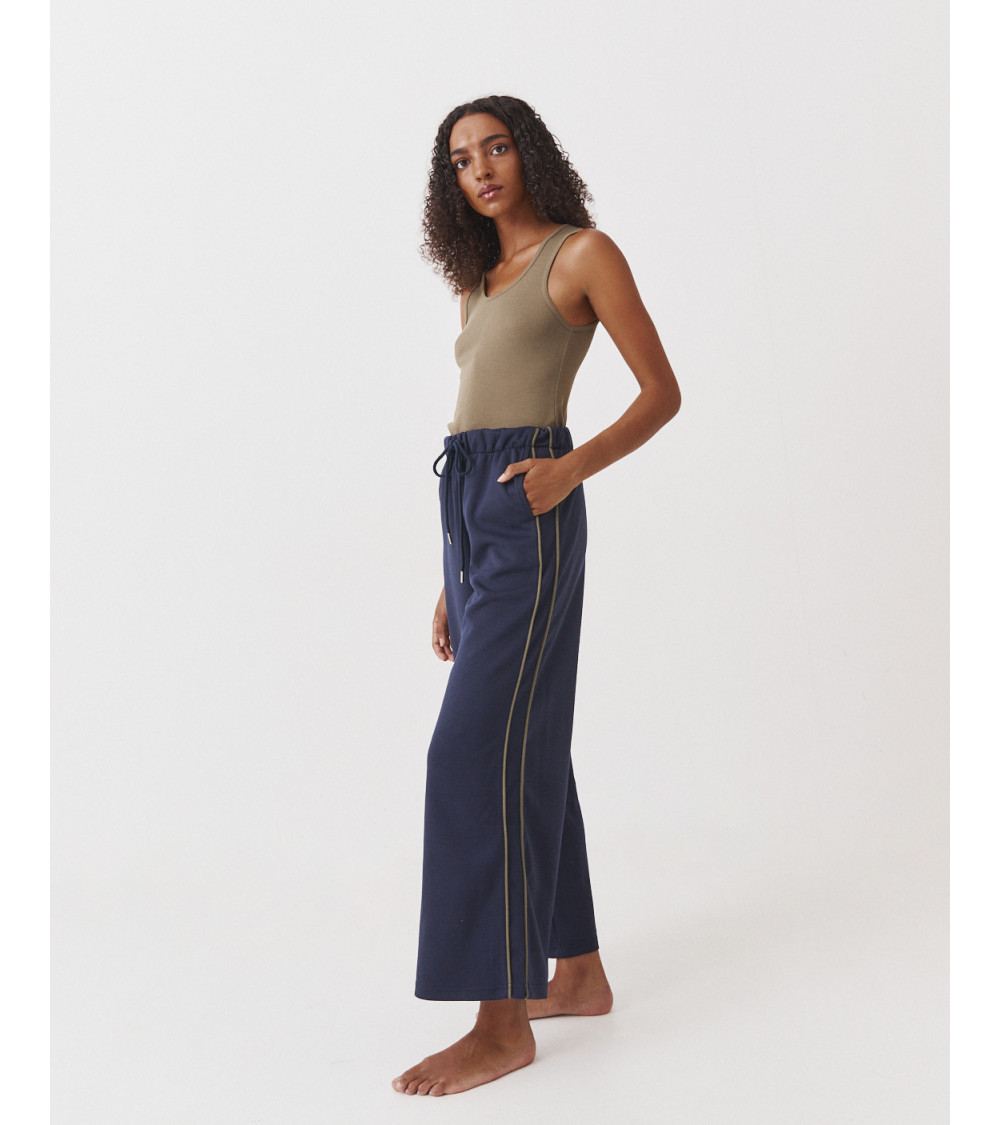 PANTALÓN WIDE LEG CON VIVOS A CONTRASTE | MULAYA