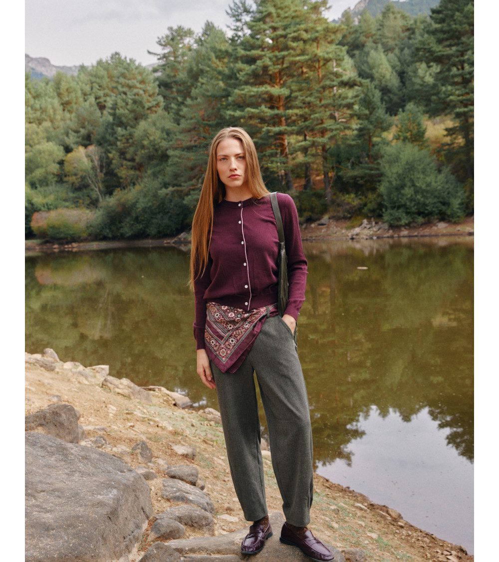 PANTALÓN CROPPED RECTO CON PINZAS Y BOLSILLOS | MULAYA