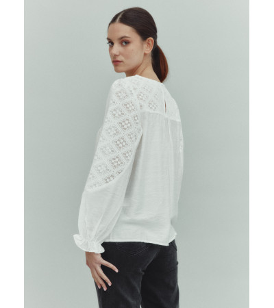 BLUSA DETALLE CROCHÉ | MULAYA