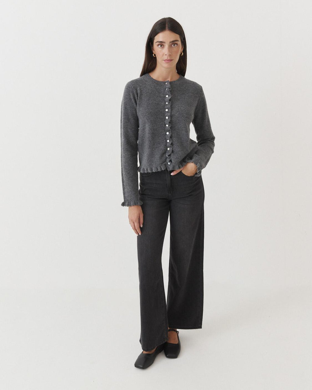 RUFFLED KNIT CARDIGAN