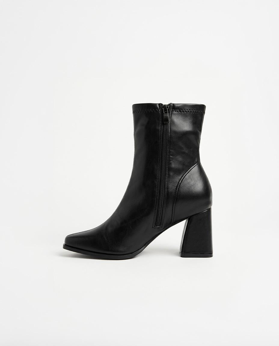 BLOCK HEEL ANKLE BOOTS