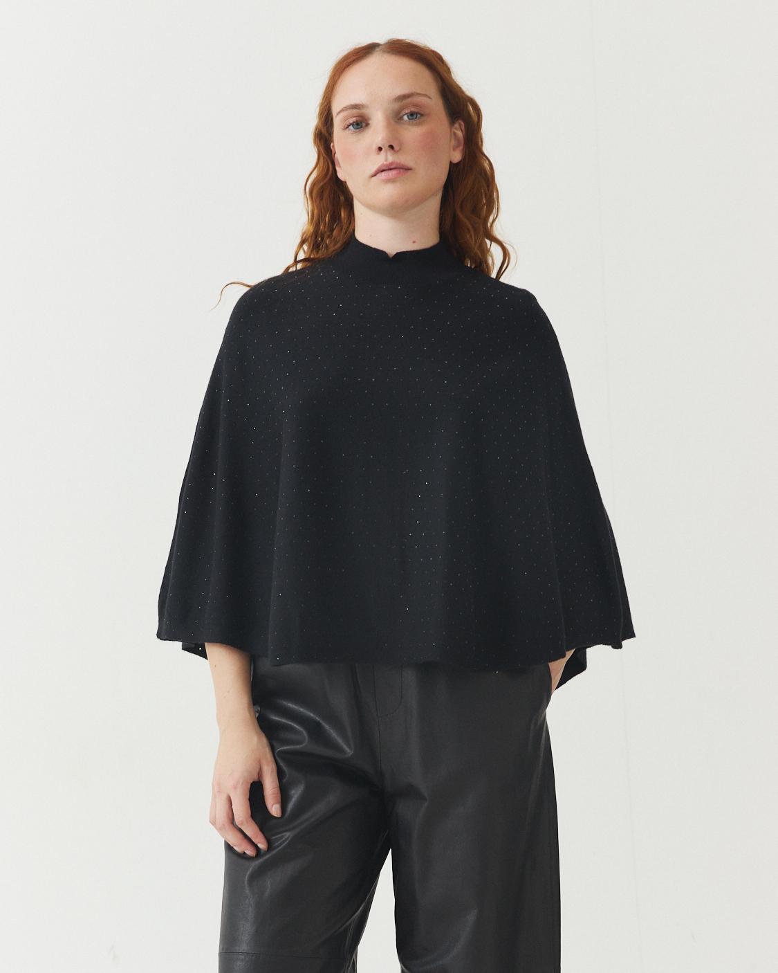 TURTLENECK KNIT CAPE