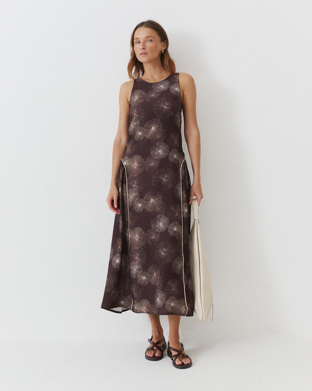 VESTIDO MIDI ESTAMPADO GEOMÉTRICO