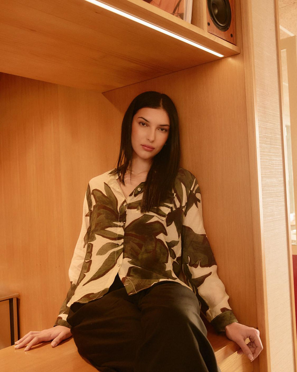 LEAF-PRINT SEMI-SHEER SHIRT
