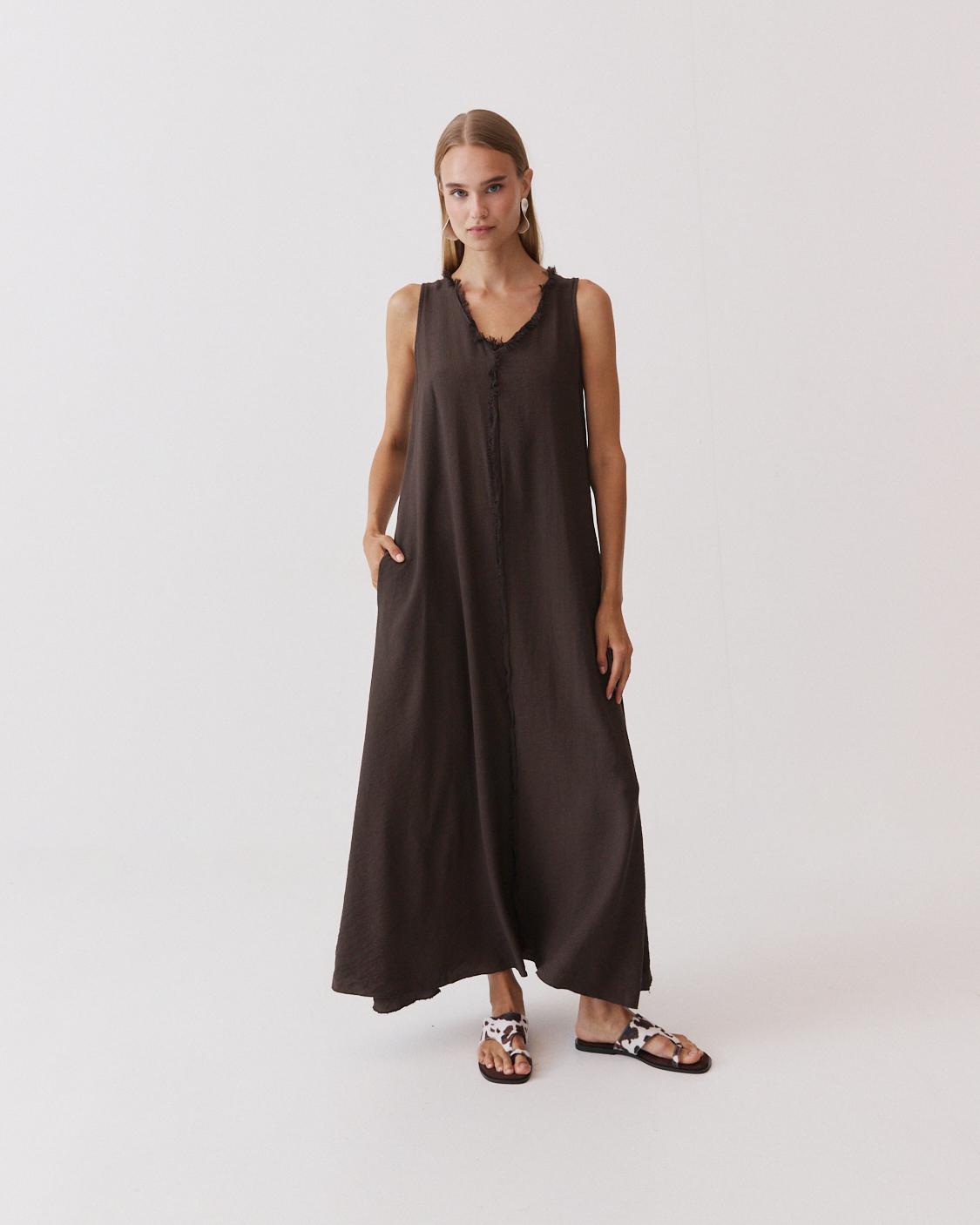 VESTIDO LARGO ESCOTE PICO FLECOS