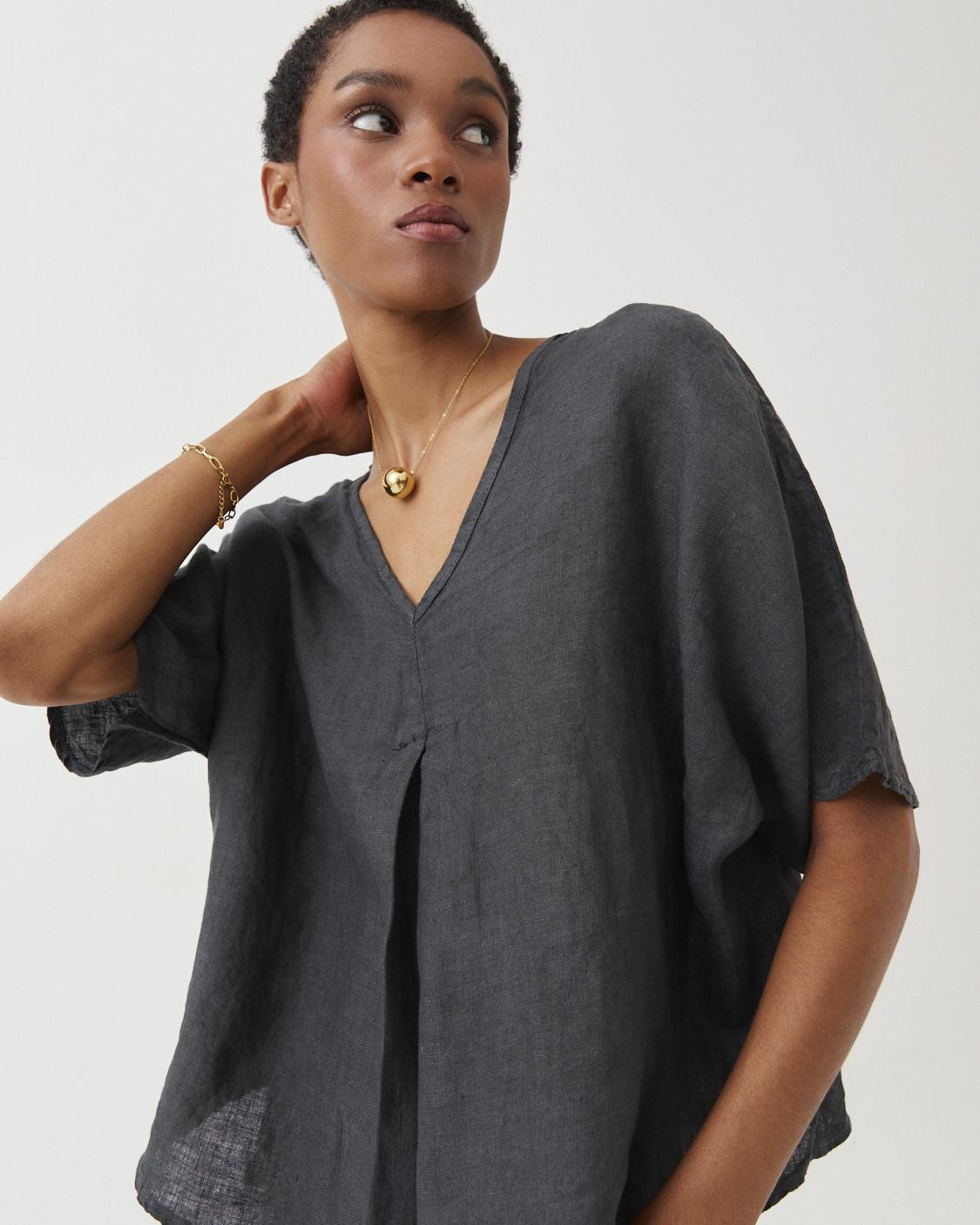 LINEN V-NECK BLOUSE