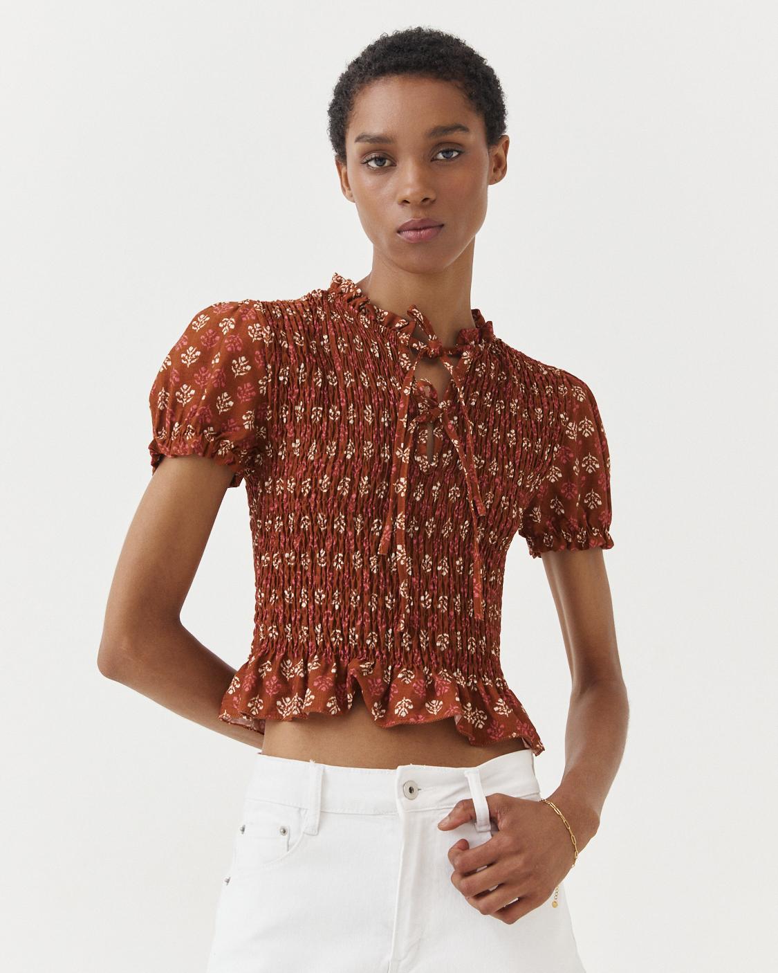 SMOCKED PRINTED BLOUSE