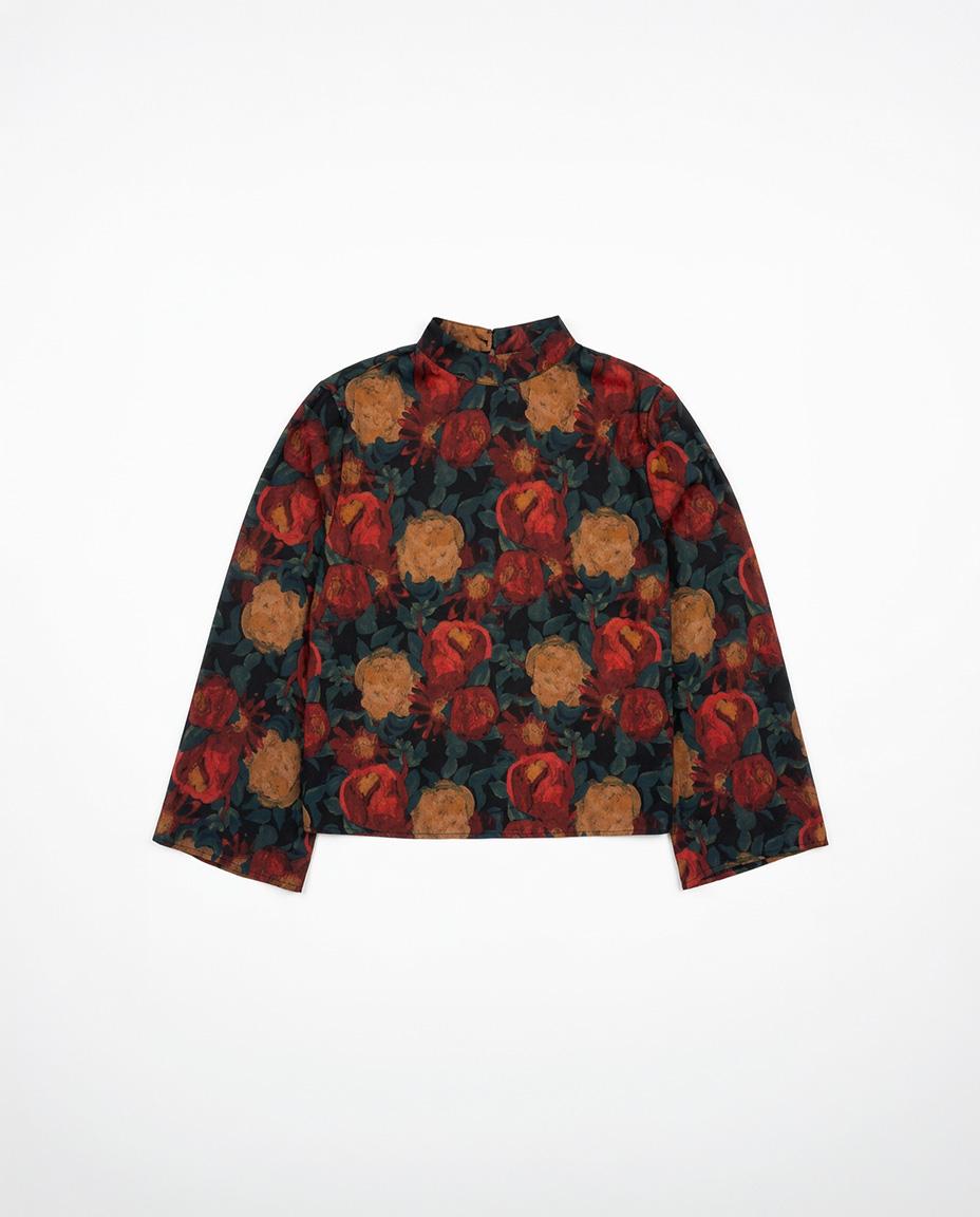 BLUSA FLORAL CUELLO ALTO