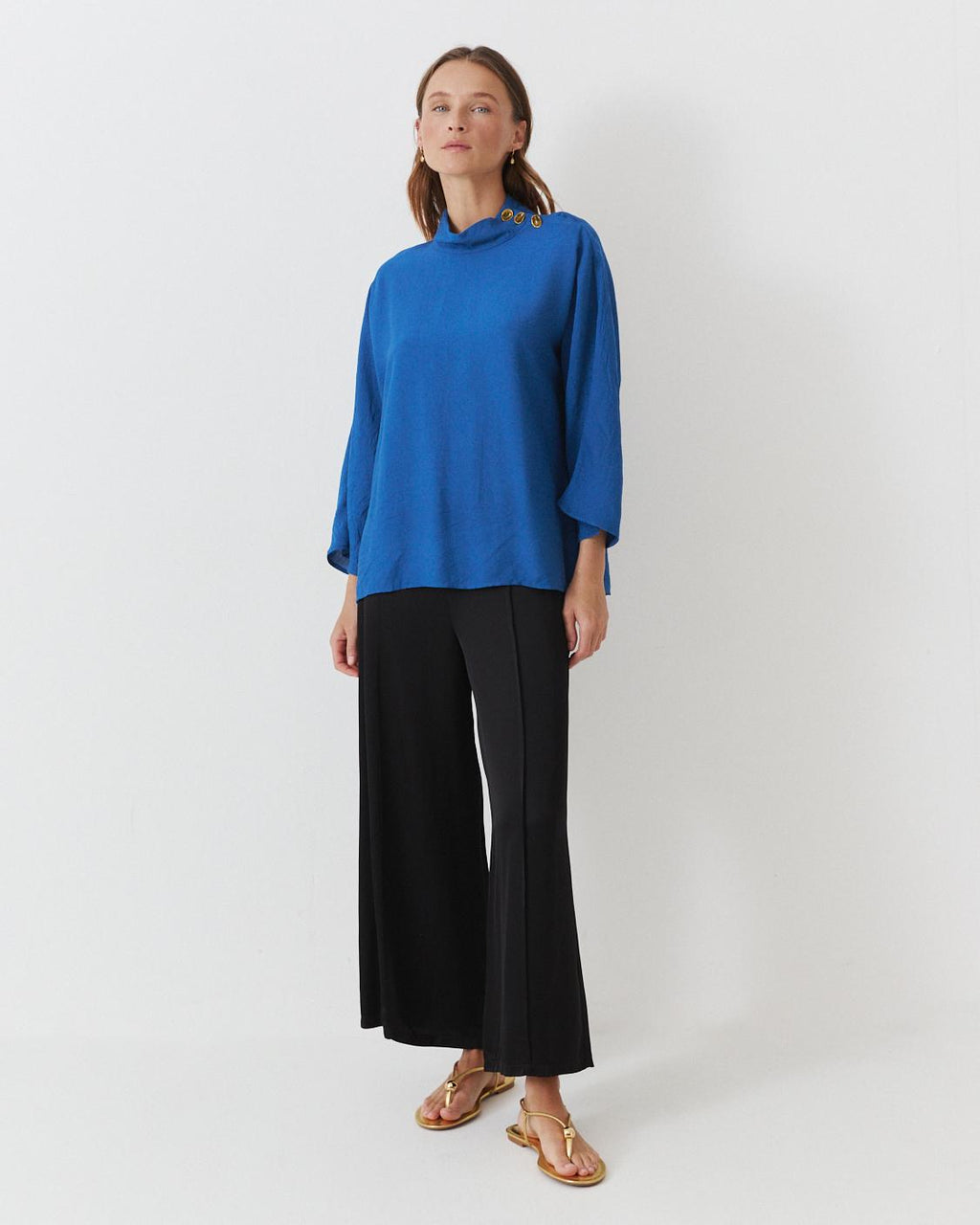 HIGH NECK BUTTON BLOUSE