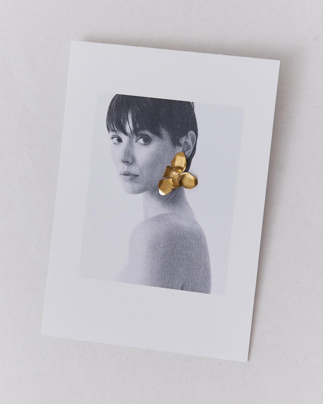 FLOWER EARRINGS